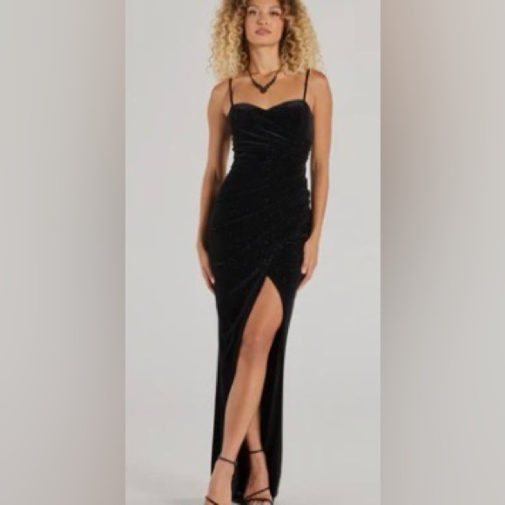 Windsor Black One Shoulder Dress